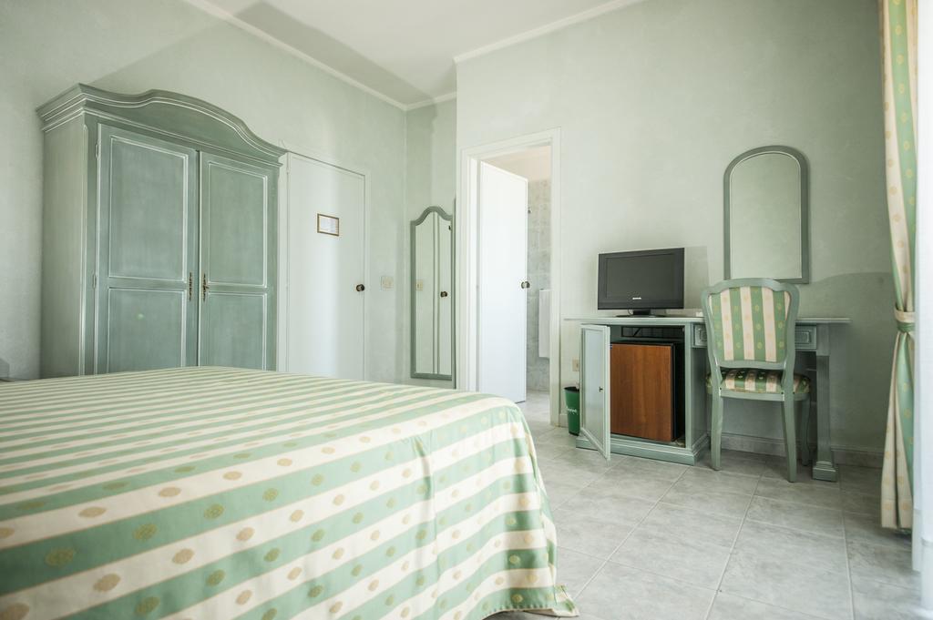 Hotel Murano روسانو الغرفة الصورة